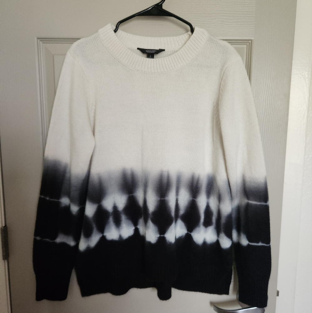Simply Vera Vera Wang Black and White Crew Neck Sweater